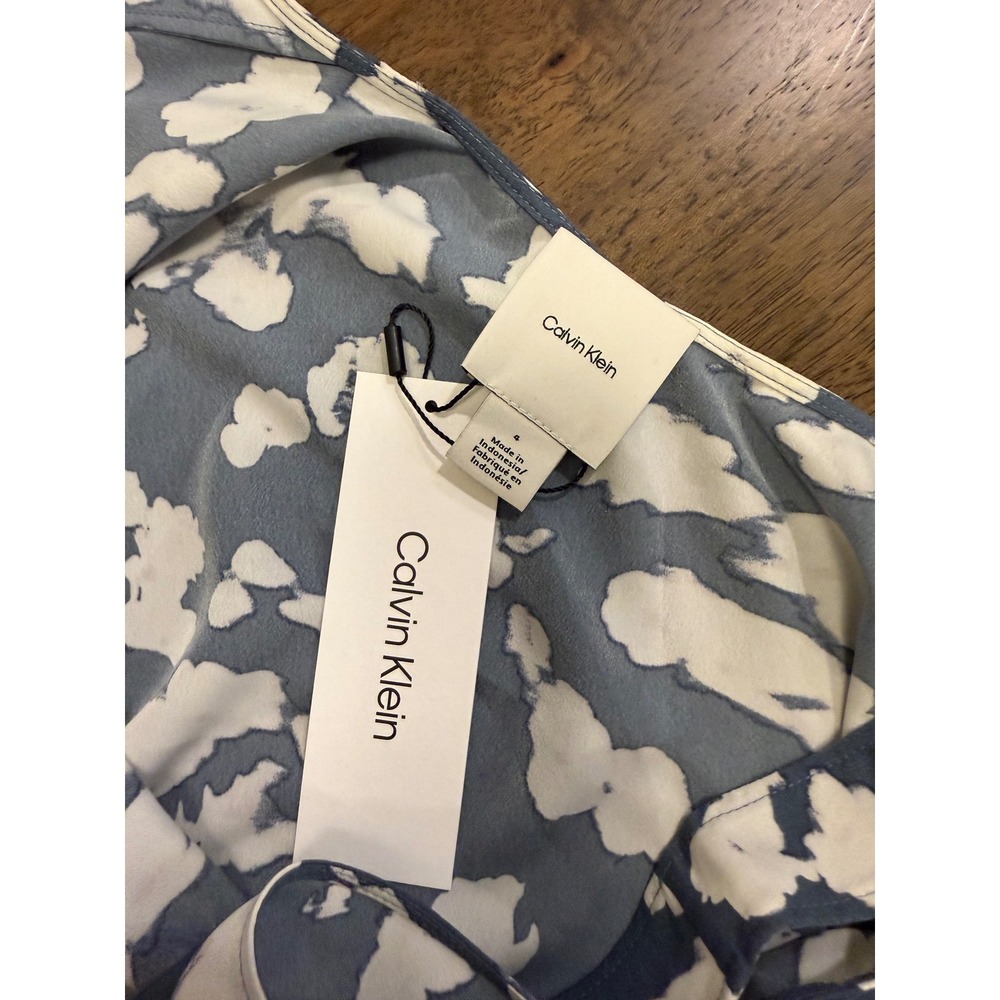 Calvin Klein Women Blue White Abstract Floral Scoop Neck Tank Top Size 4 NEW - Picture 6 of 6